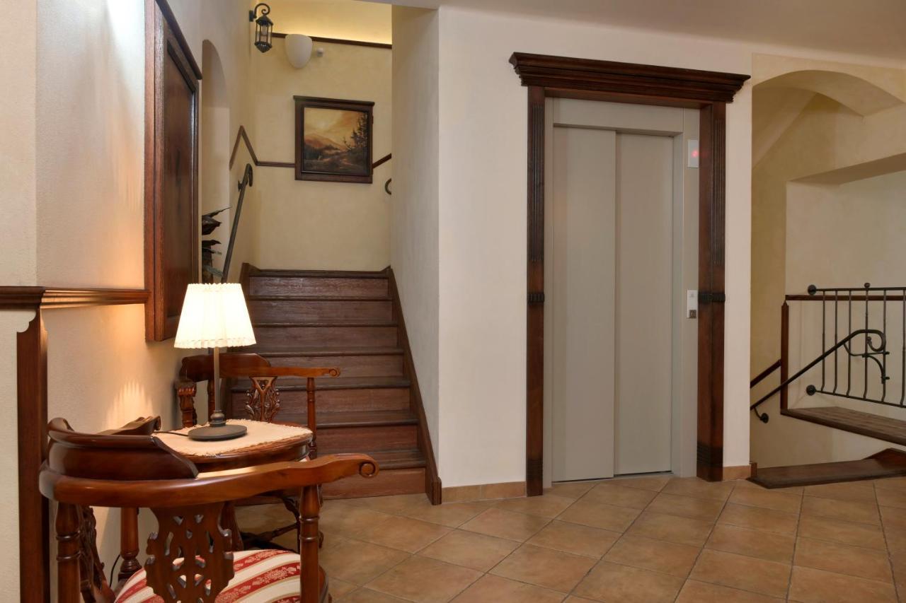 Hotel La Fresca Kromieryż Zewnętrze zdjęcie